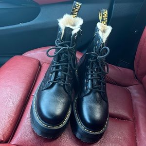 Doc Marten platform fleece lined boots. Worn once, excellent condition